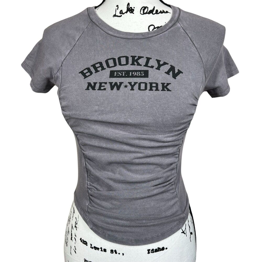 Just Polly Grey Crew neck Ruched-Front Baby Tee T-Shirt size M Brooklyn casual